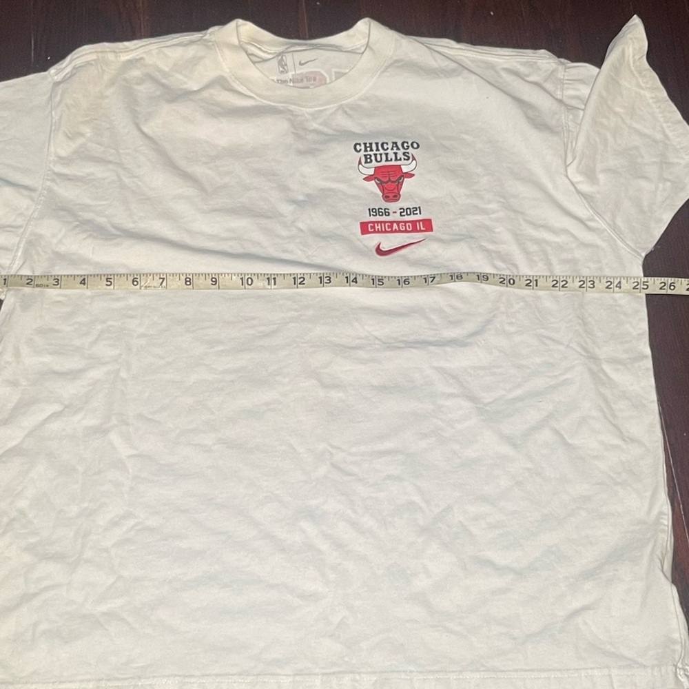 Nike Chicago Bulls White Courtside dynasty tee shirt size XL - Picture 3 of 6